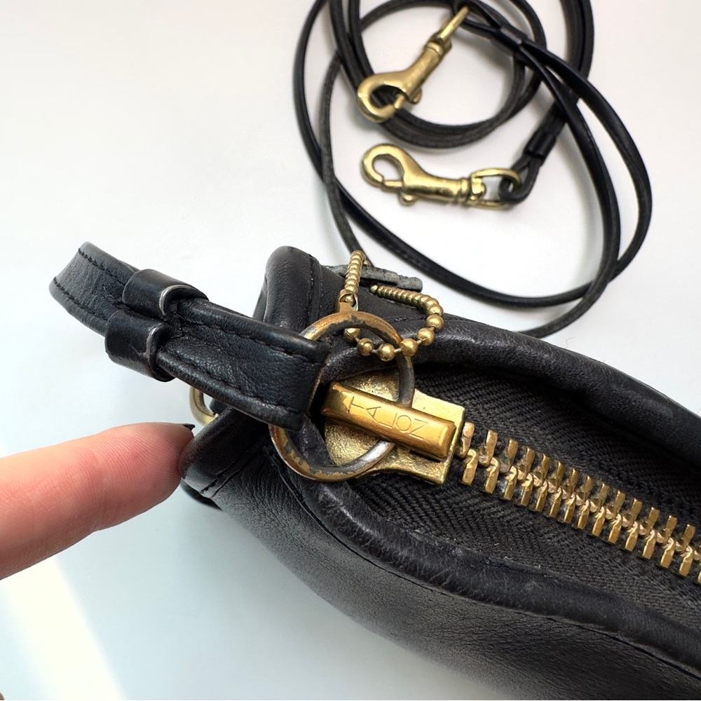 ✅Sold✅ Vintage Coach 1970s NYC Leatherware Basic Shoulder Bag #9455 - Picture 5 of 13